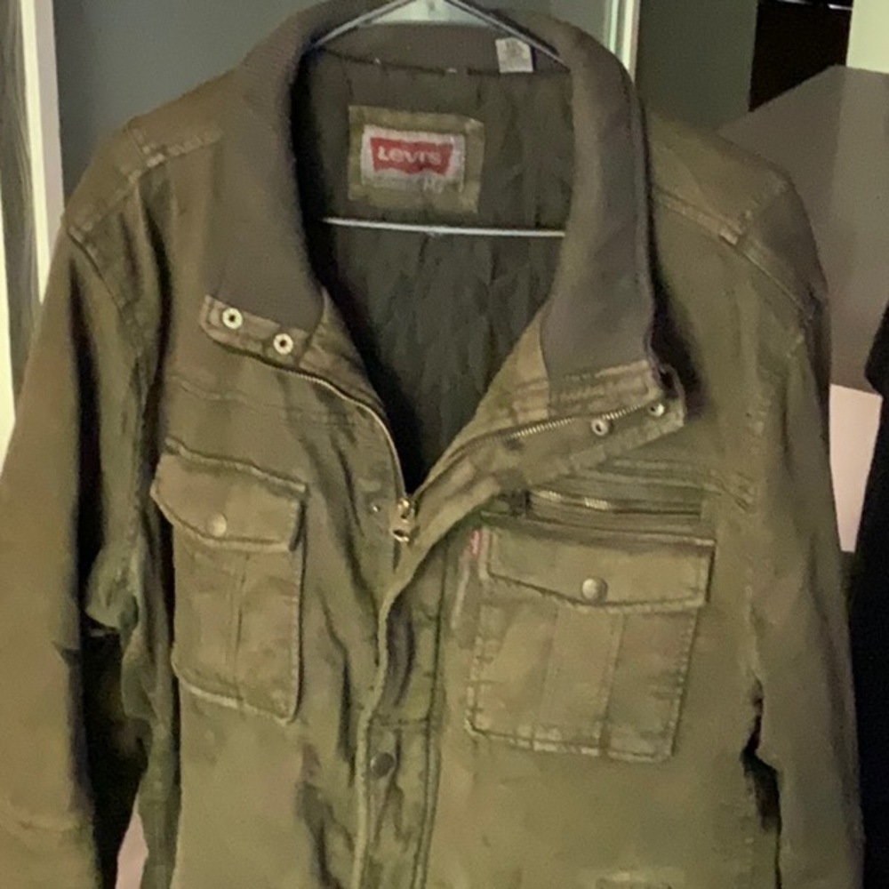 Levi’s cotton zip front jacket